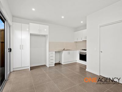 2 / 19 Station Road, Albion Park Rail