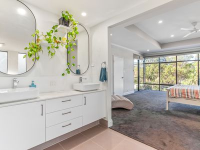 10 Greendale Place, Kelmscott