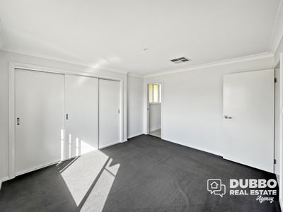 4 Graza Avenue, Dubbo