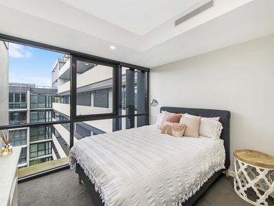 526 / 20 Anzac Park, Campbell