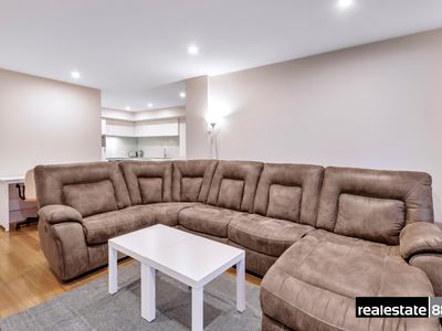 59 / 172 Railway Parade, West Leederville