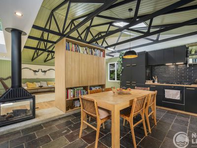 584 The Pocket Road , The Pocket