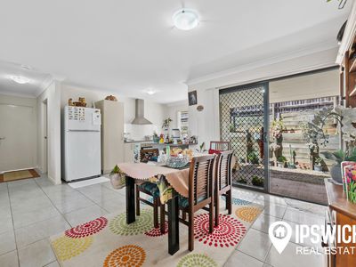 2 / 2 Osprey Court, Lowood