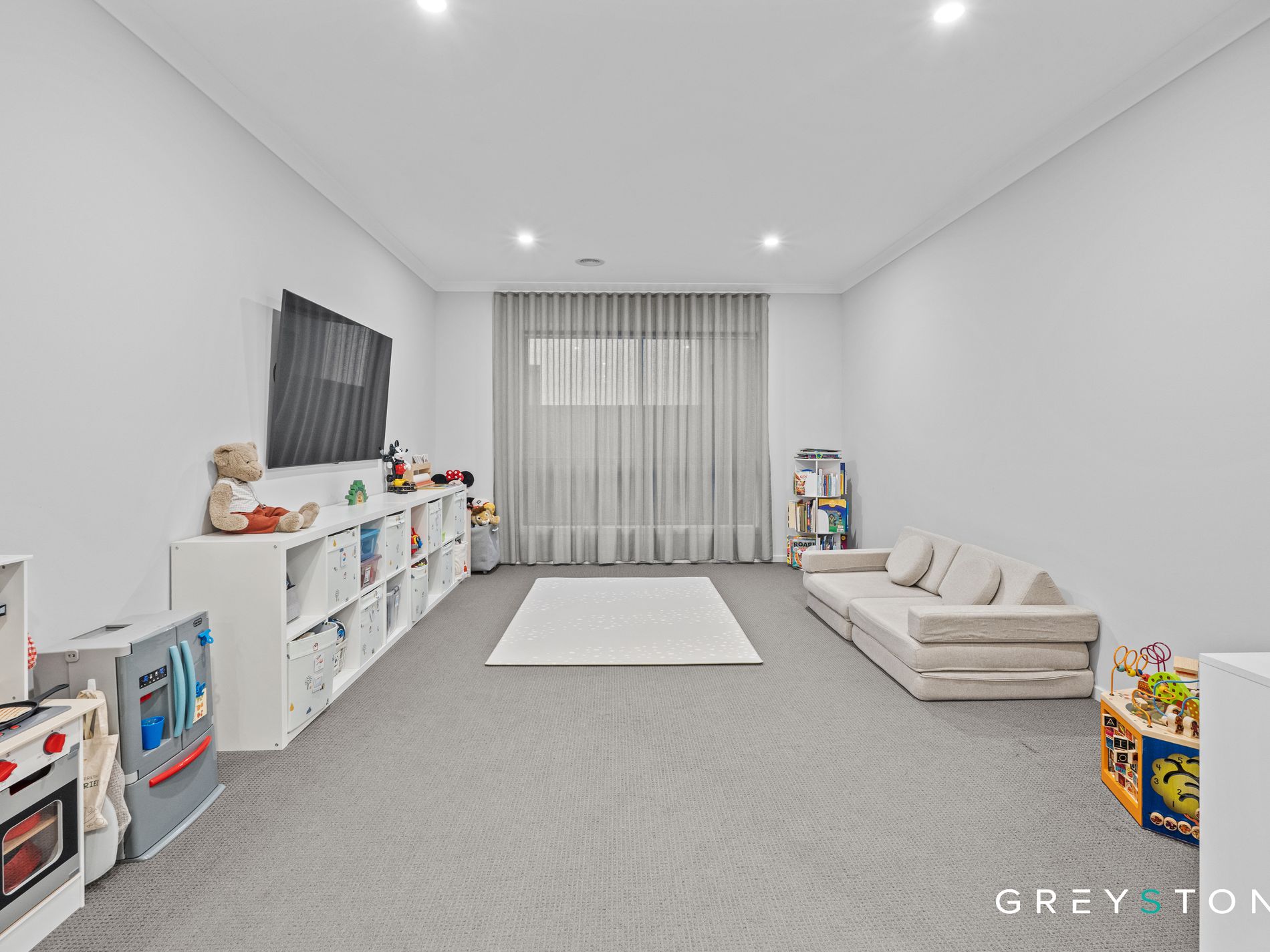 18 Cascade Drive, Aintree