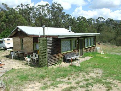 111 Sheepskin Road, Burragate