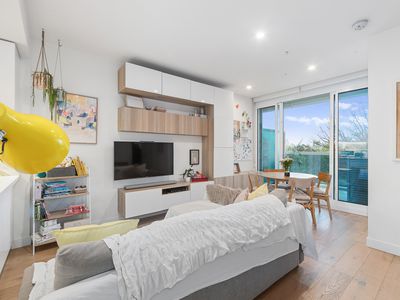 M206 / 188 Macaulay Road, North Melbourne