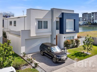 1 Lyra Avenue, Hope Island