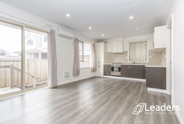 1 / 16 AMBON STREET, Preston
