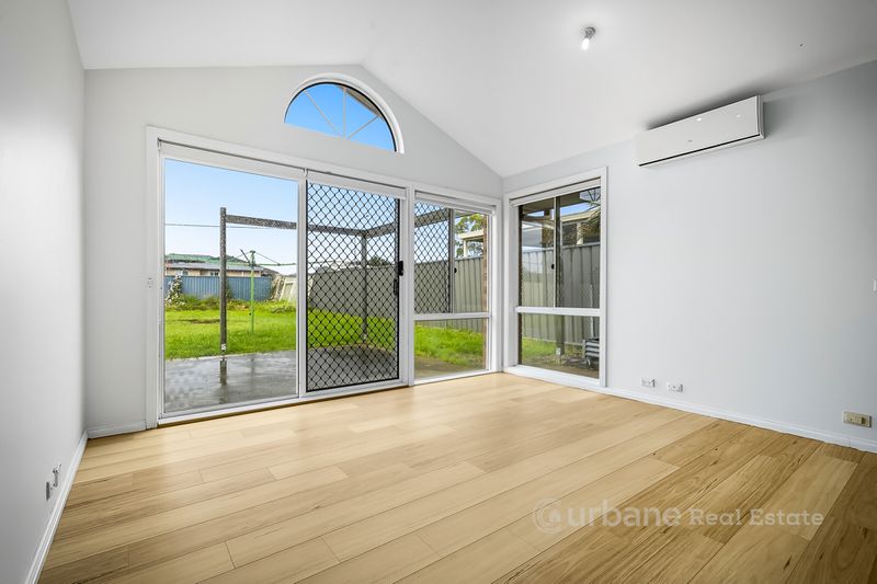 37 Barnard Crescent, Oakhurst