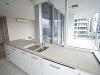 4021 level 6 / 37C Harbour Road, Hamilton
