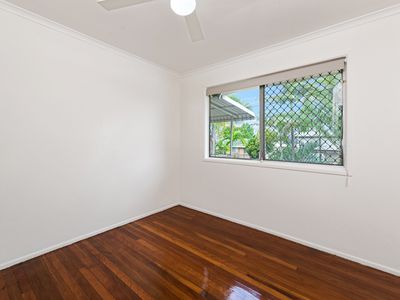 9 Wunburra Street, Waterford West