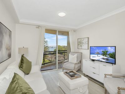 602 / 2988 Surfers Paradise Boulevard, Surfers Paradise