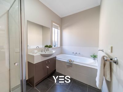 20 Pearson Road, Mernda