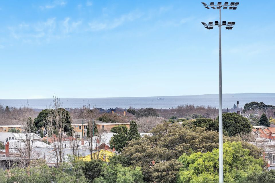 704 / 8C Evergreen Mews, Armadale