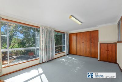 2 HERRING STREET, Nundle