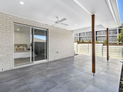 2 / 19 Xenia Street, Pimpama