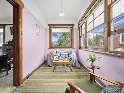 2A Flint Avenue, New Town