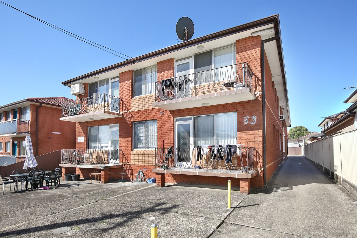 Prime Investment Opportunity - Charming 2-Bedroom Unit