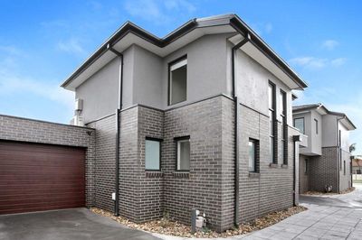2 / 95 Marshall Road, Airport West