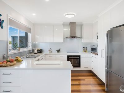 5 Collins Crescent, Narooma