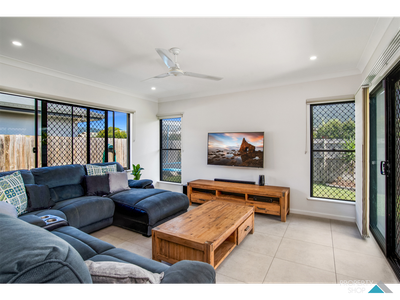 25 Homevale Ent, Mount Peter