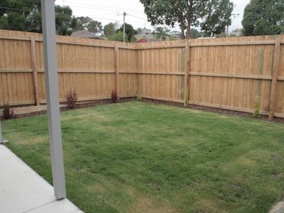 2 Holyrood Avenue, Newtown