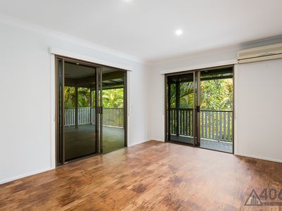 104A Russell Terrace, Indooroopilly