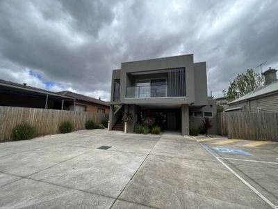 7 / 98 Commercial Road, Footscray