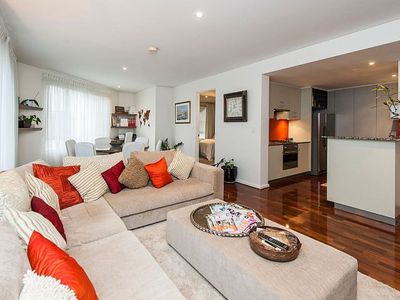 2 / 26 Saunders Street, East Perth