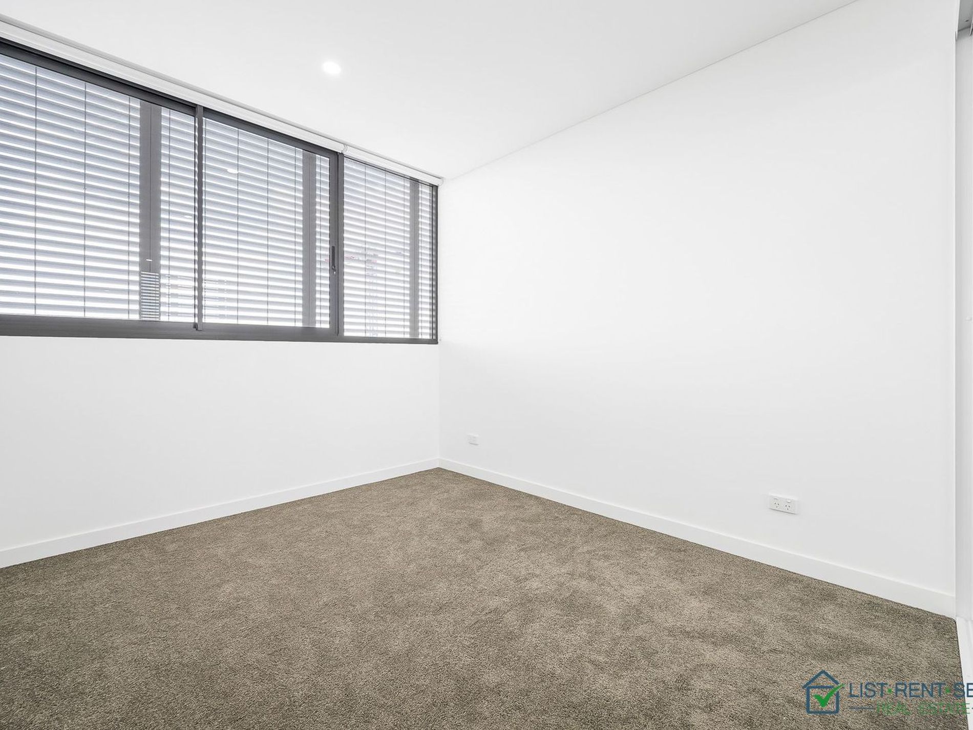 702 / 47 Villawood Place, Villawood