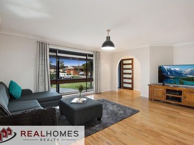13 Melville Road, St Clair