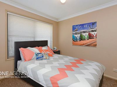 9 Newton Pl, Wacol