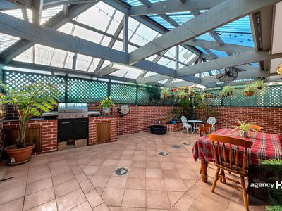 7 Loddon Court, Werribee
