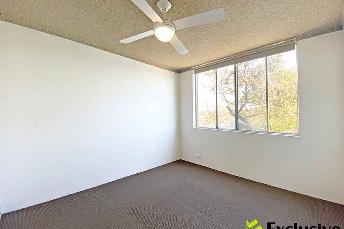 15 / 13 Bortfield Drive, Chiswick