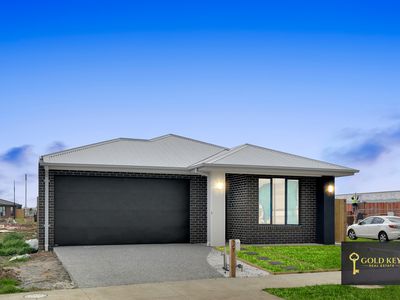 5 / 7 Broadford Crescent, Armstrong Creek