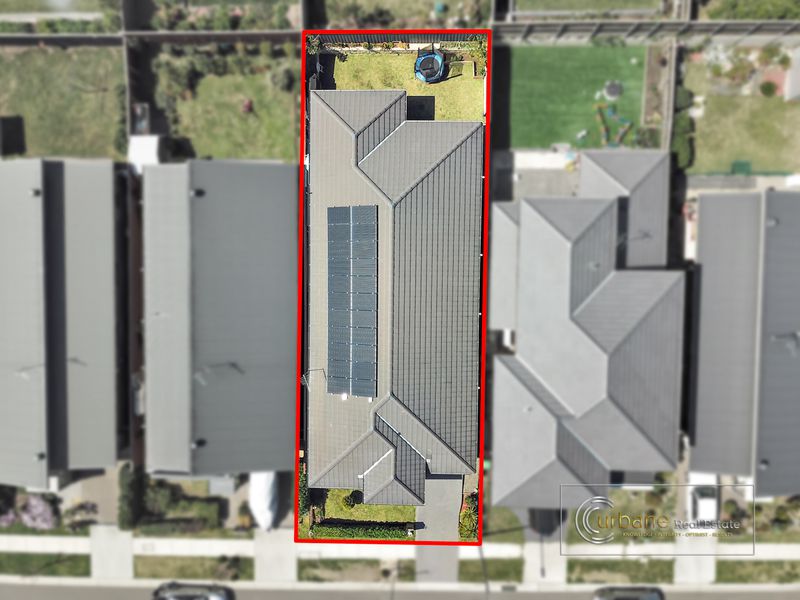 42 Feathertop Avenue, Minto