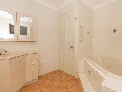 22 Raquel Avenue, Springwood