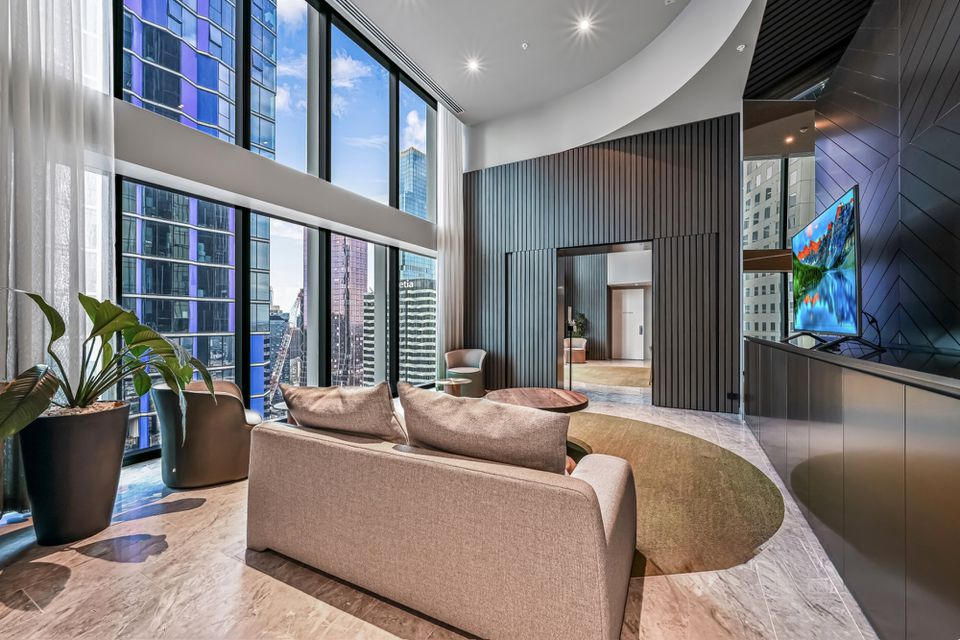 7202 / 462 Elizabeth Street, Melbourne