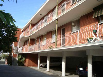 5 / 46 Geelong Road, Footscray