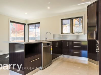 1/3-7 Chungon Crescent, South Launceston