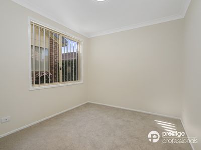 10 Glenrock Court, Wattle Grove