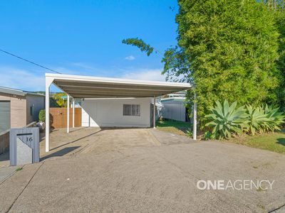 16 Crookhaven Drive, Greenwell Point