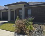 9 Respect Avenue, Clyde North