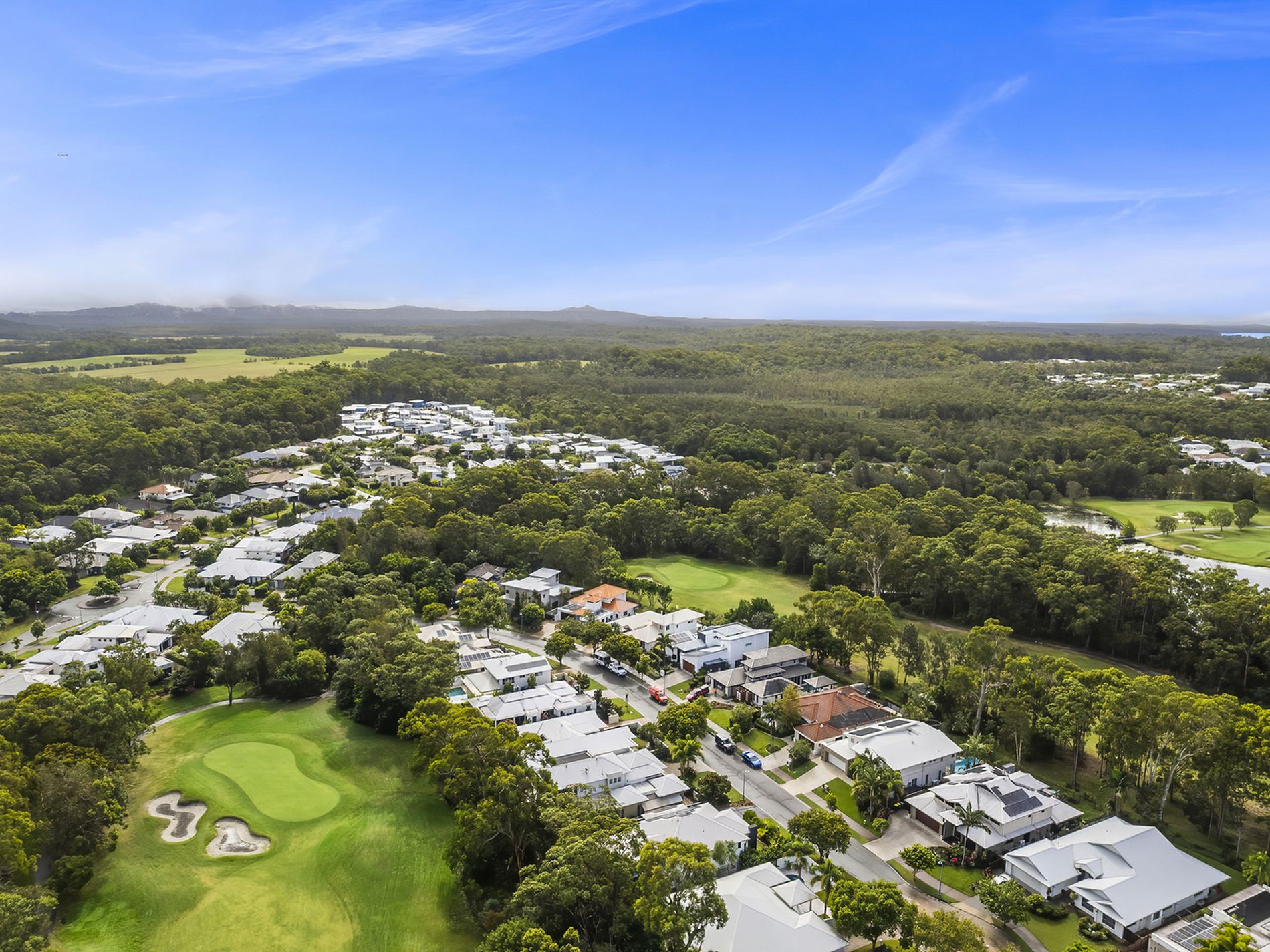 33 Lakeside Drive, Peregian Springs