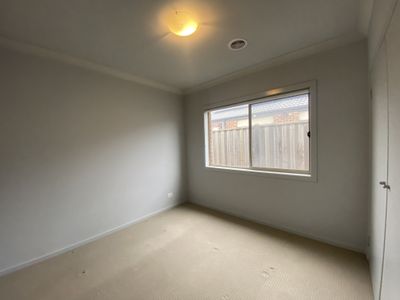 15 Rathdowne Drive, Mickleham