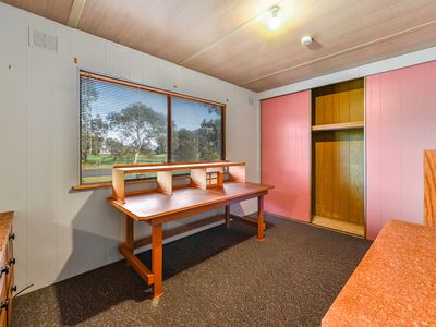 28 RAILWAY TERRACE, Tantanoola