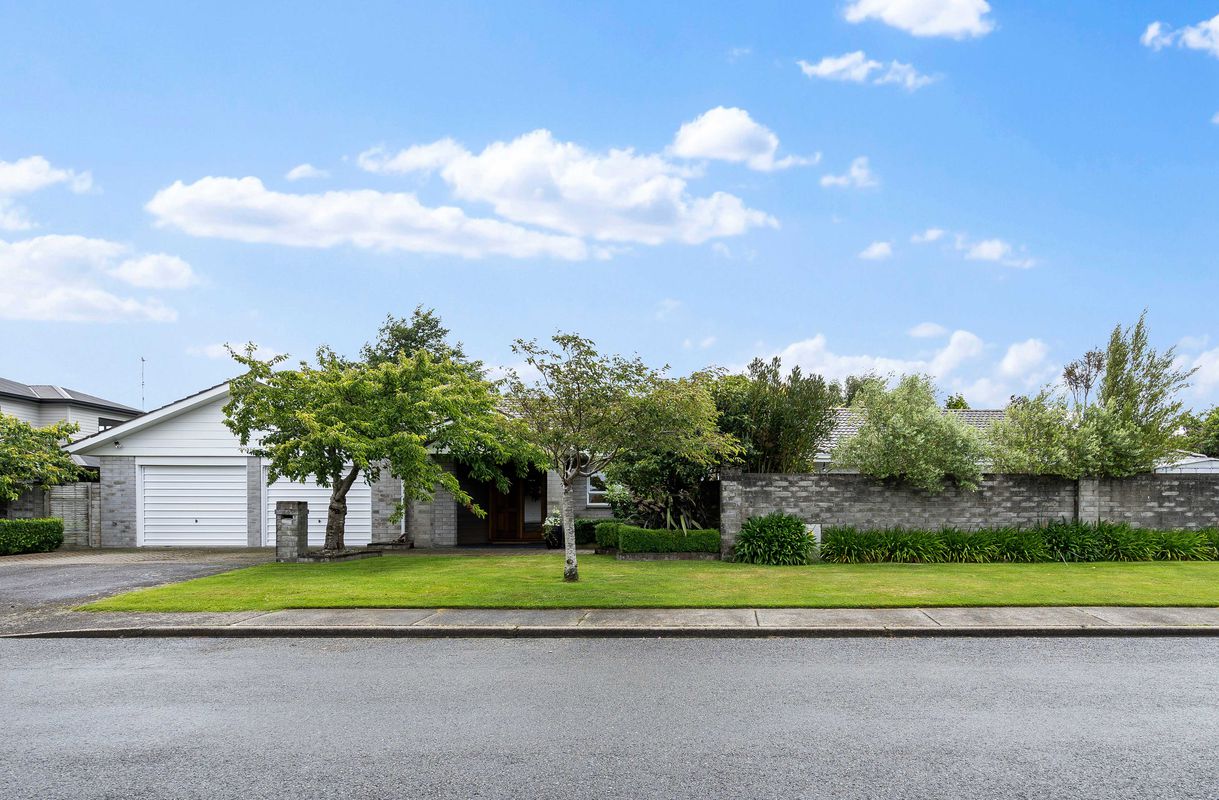 44 Moana Street, Rosedale Real Estate South Limited