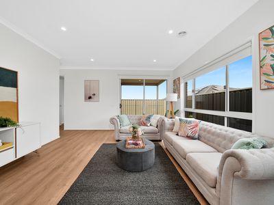 10 Ardisia Way, Manor Lakes