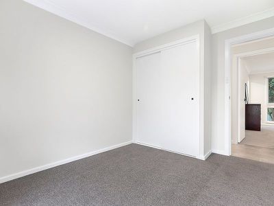3 Lyrebird Drive, Nowra
