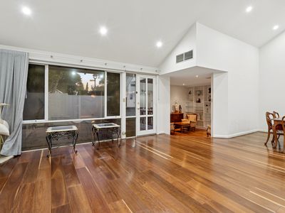 36 Bay Road, Claremont